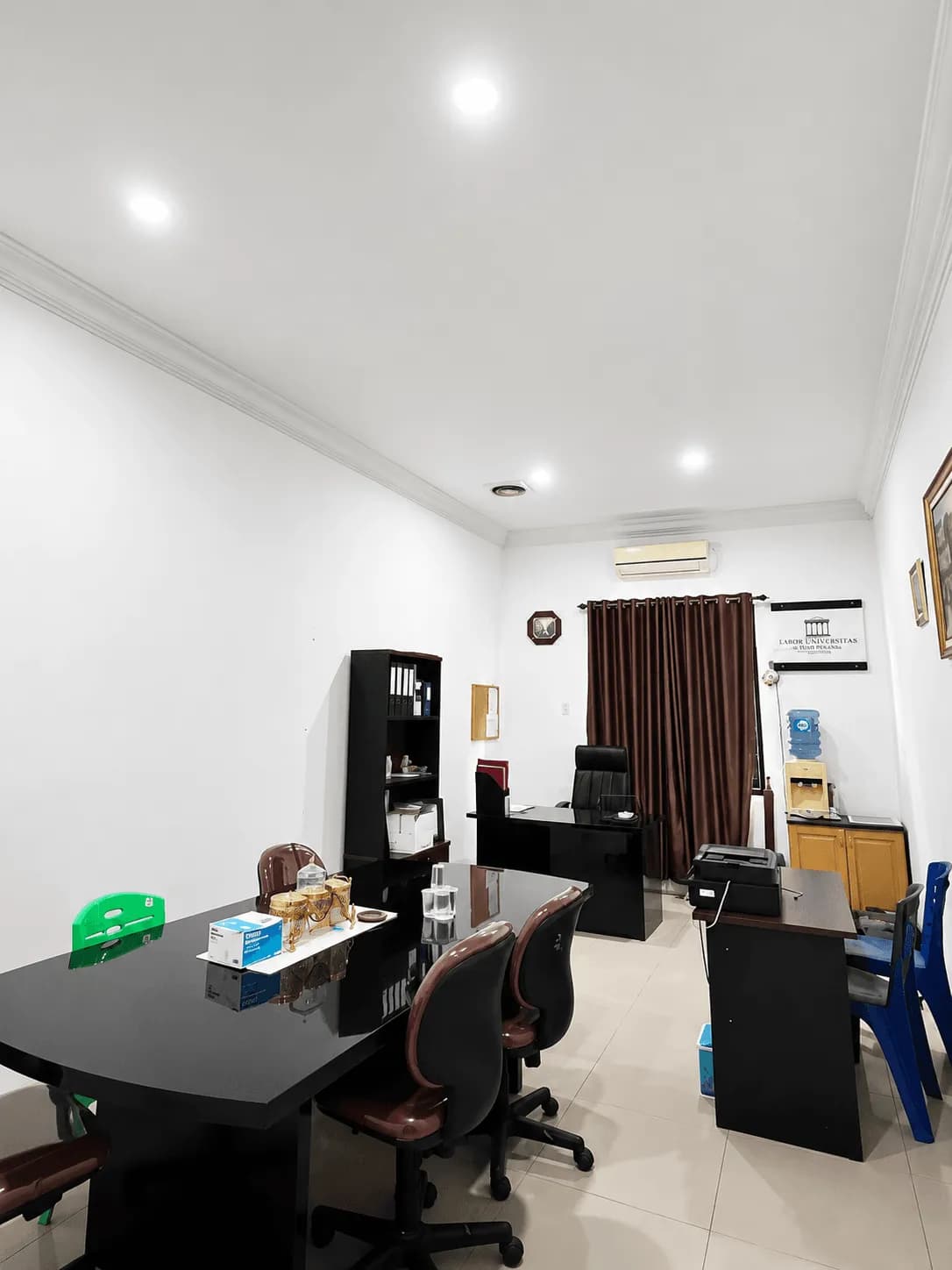 LABOR BANTUAN HUKUM