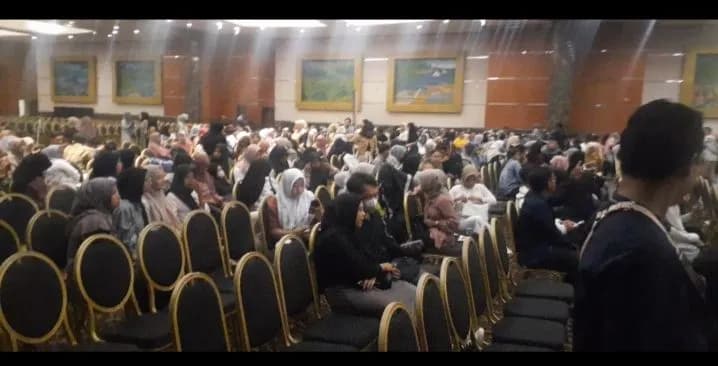 Menjelang Wisuda, 592 Wisudawan UHTP Ikuti Gladi Resik Di Labersa Grand Hotel and Covention Centre