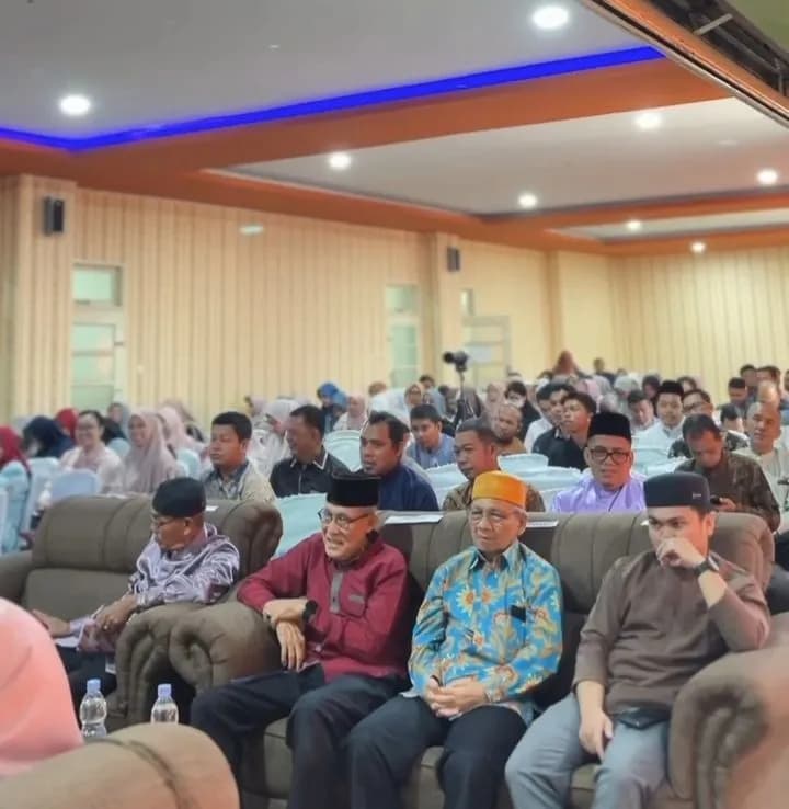 Universitas Hang Tuah Pekanbaru Gelar Halal bi Halal Idul Fitri 1446 H : Perkuat Silaturrahmi dan Rasa Kebersamaan Diantara Sivitas Akamedika UHTP