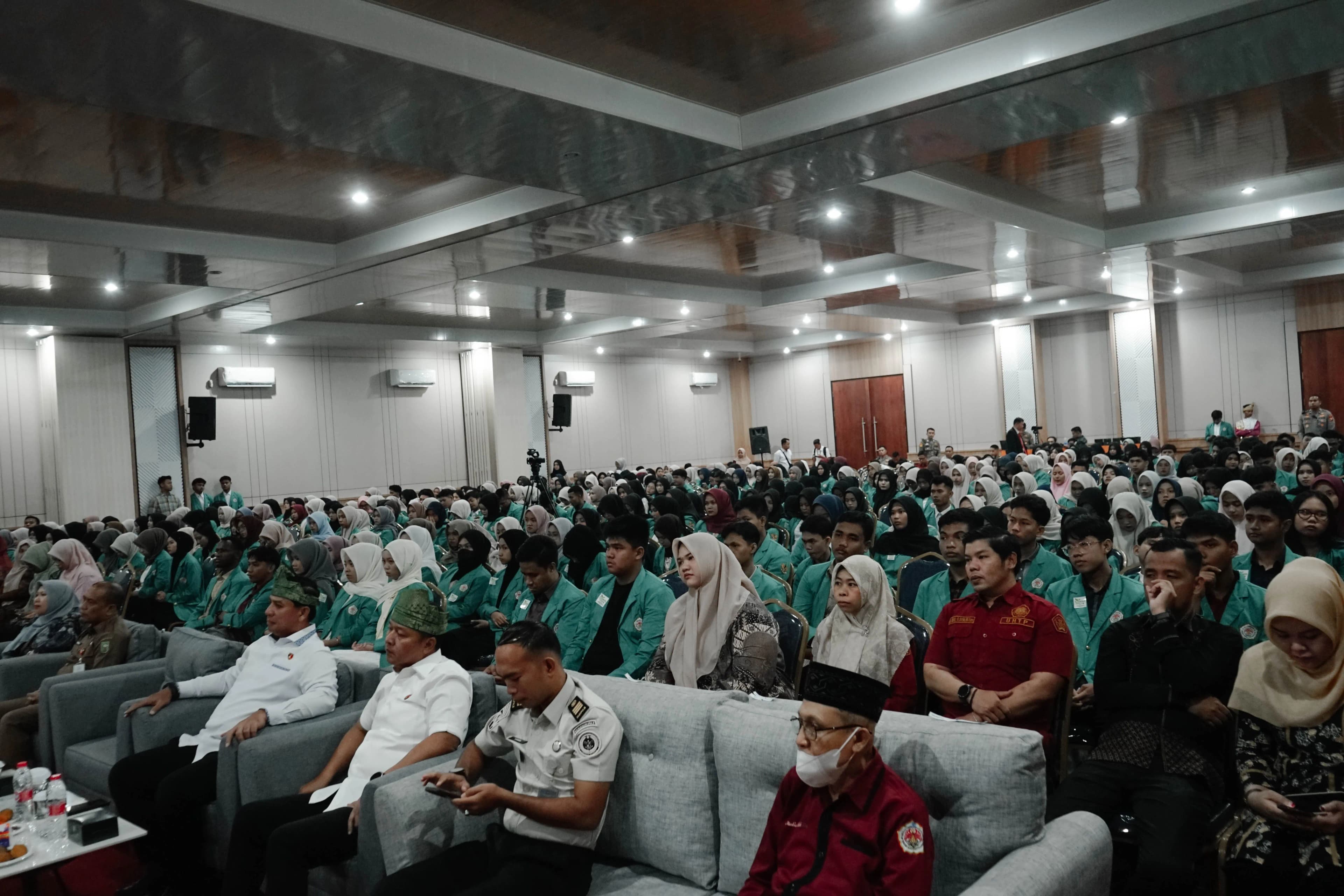 GANDENG AKADEMISI INTERNASIONAL UCL, UHTP BAHAS PEMANFAATAN DATA KESEHATAN UNTUK PENGAMBILAN KEPUTUSAN