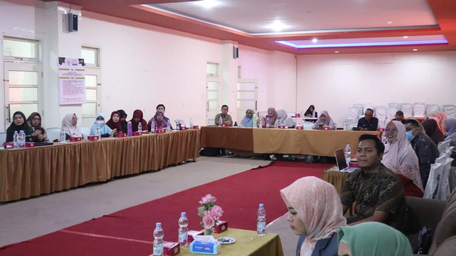 Prodi Keperawatan Fakultas Kesehatan UHTP Mengadakan in House Training Untuk Dosen dan Tenaga Kependidikan