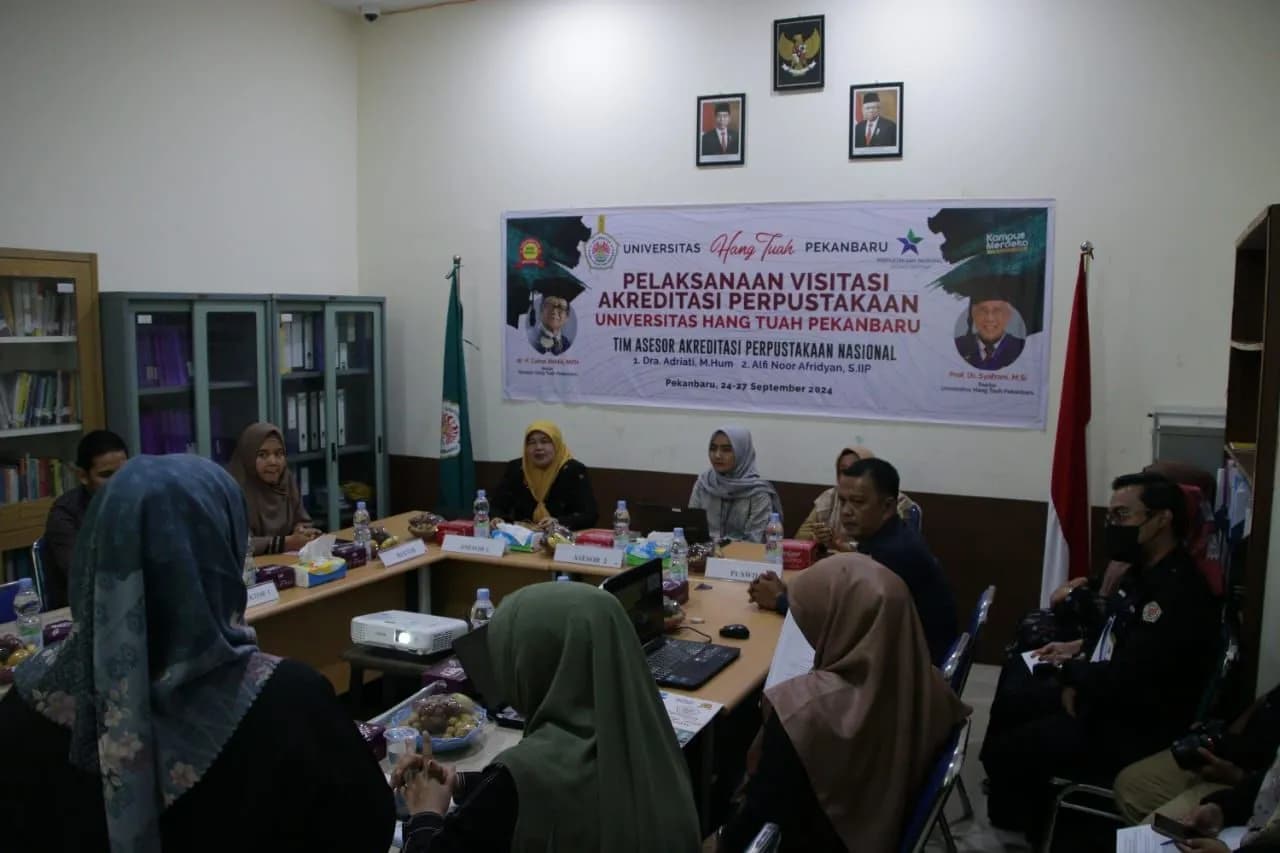 Visitasi Akreditasi Perpustakaan Universitas Hang Tuah Pekanbaru 