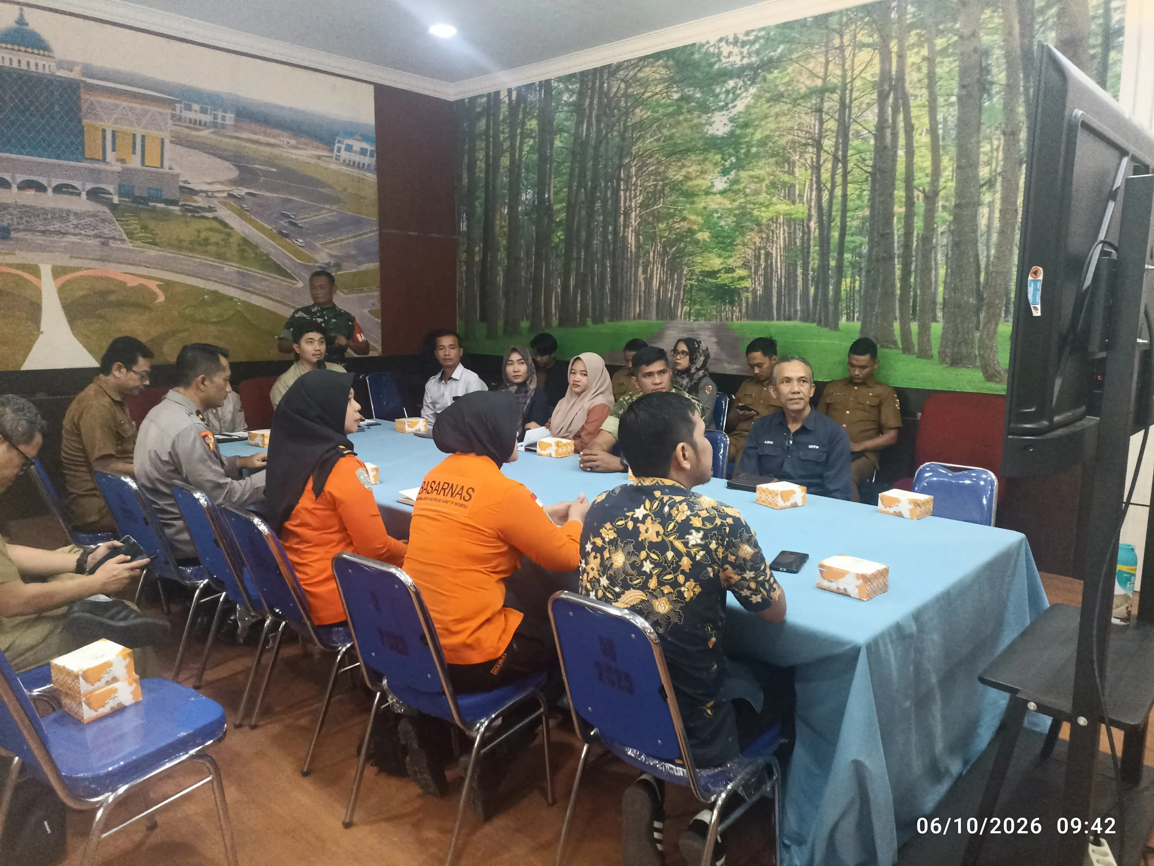 UNIVERSITAS HANG TUAH PEKANBARU HADIRI ASISTENSI DAN PENDAMPINGAN TEKNIS PENGISIAN IKD KOTA PEKANBARU TAHUN 2026 