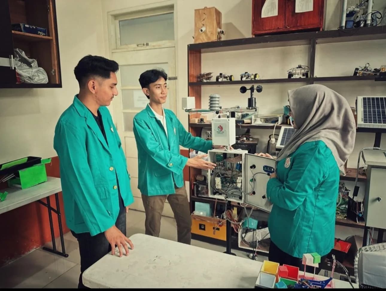 Peringatan HUT RI ke 77 di Universitas Hang Tuah Pekanbaru 