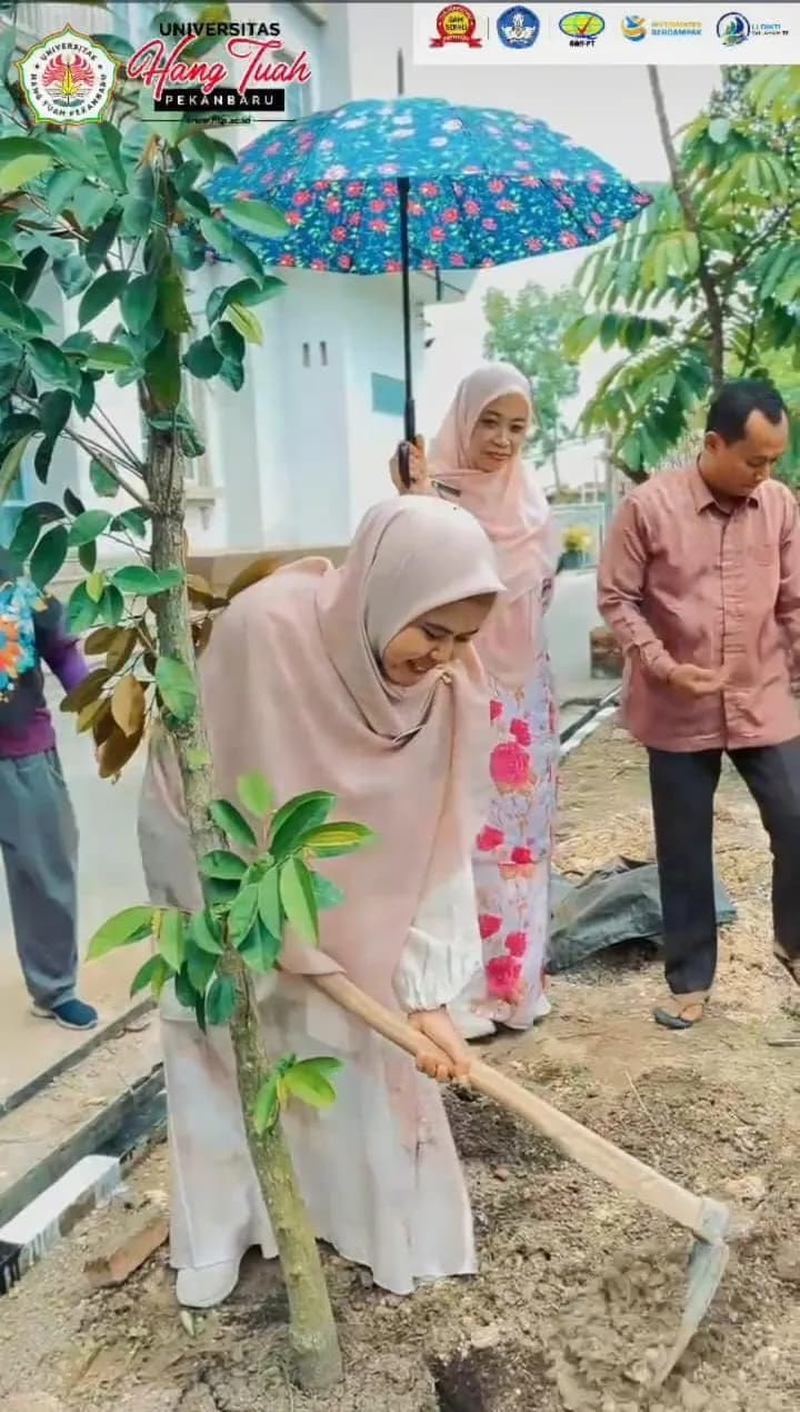 UHTP Dukung Green Policing Kapolda Riau Dengan Penanaman Pohon di Lingkungan Universitas Hang Tuah Tahun 2026